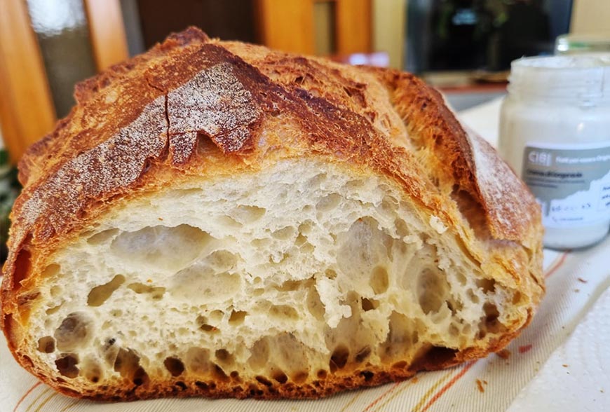 pane-casereccio-con-lievito-madre